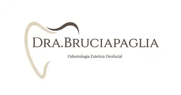 Dra. Natalia Bruciapaglia | Ortodoncia y Estética Orofacial